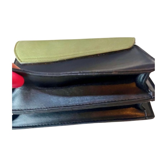 HP🌸Beautiful roomy like new crossbody unisex strap adjustable green and tan - Picture 6 of 15